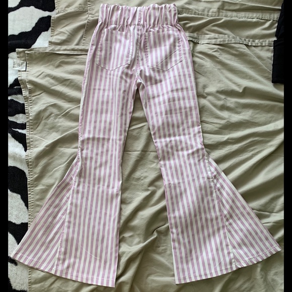 High-Waisted Striped Flared Pants - Picture 5 of 6